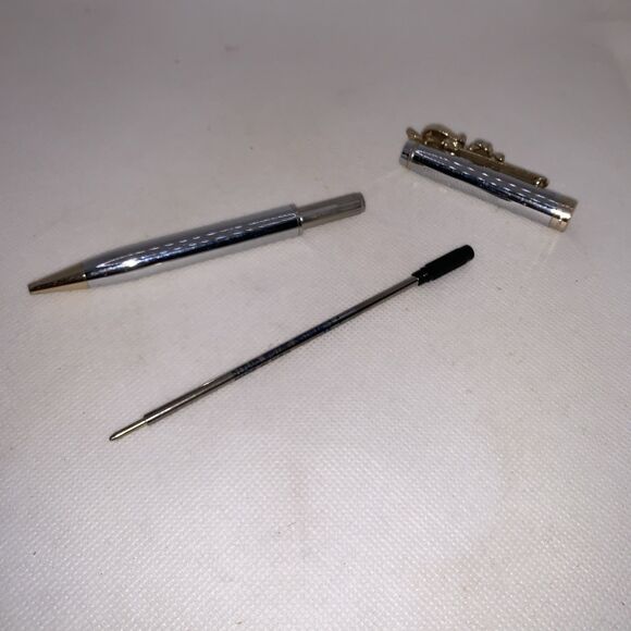 1995 Tweety Bird Pen Silver Gold Trim Read Description - Picture 5 of 6
